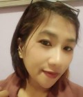 Dating Woman Thailand to เลยฃ : Chariporon, 32 years